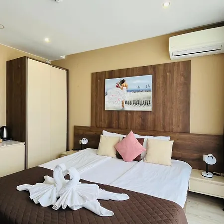 Paradiso 'в' 609 Private Appartement *