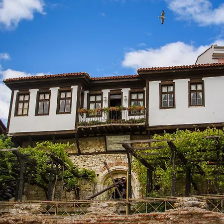 Paradiso 'в' 609 Private * Nesebyr