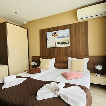 Paradiso 'в' 609 Private * Nesebyr