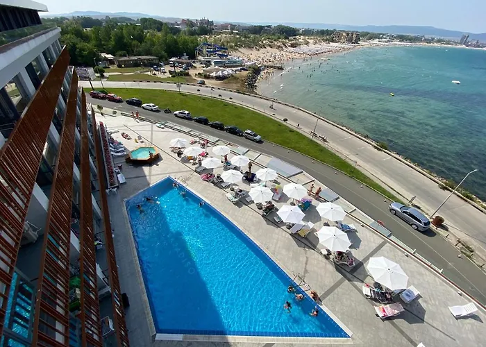 Paradiso 'в' 609 Private *